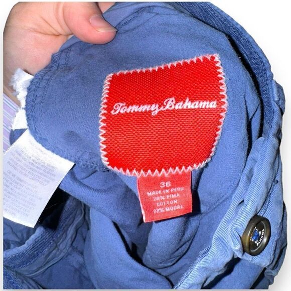 Navy Blue Tommy Bahama 9 Inch Chino Shorts Size 36 - Picture 9 of 9